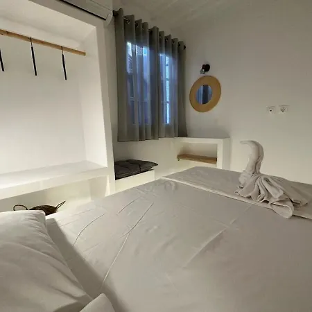 Dreamy Island Escape In Paros Apartment